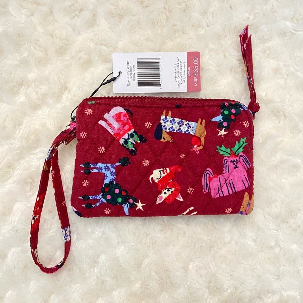 NWT Vera Bradley “Holiday Hounds” Wristlet